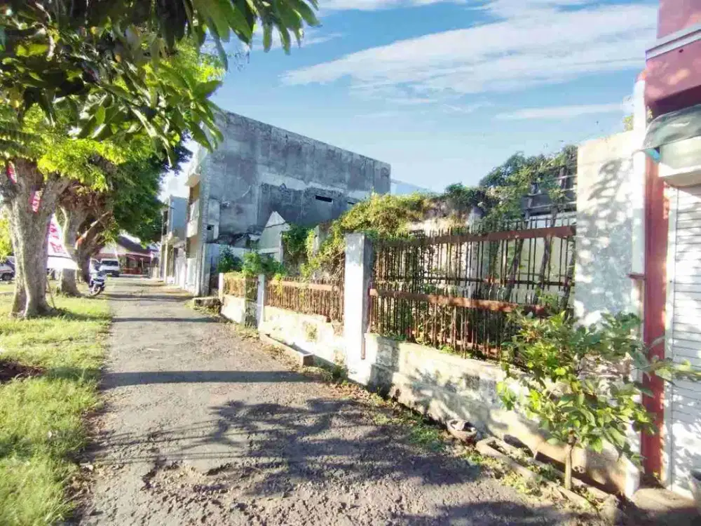 tanah murah strategis dalam kompleks perumahan dekat palur plaza