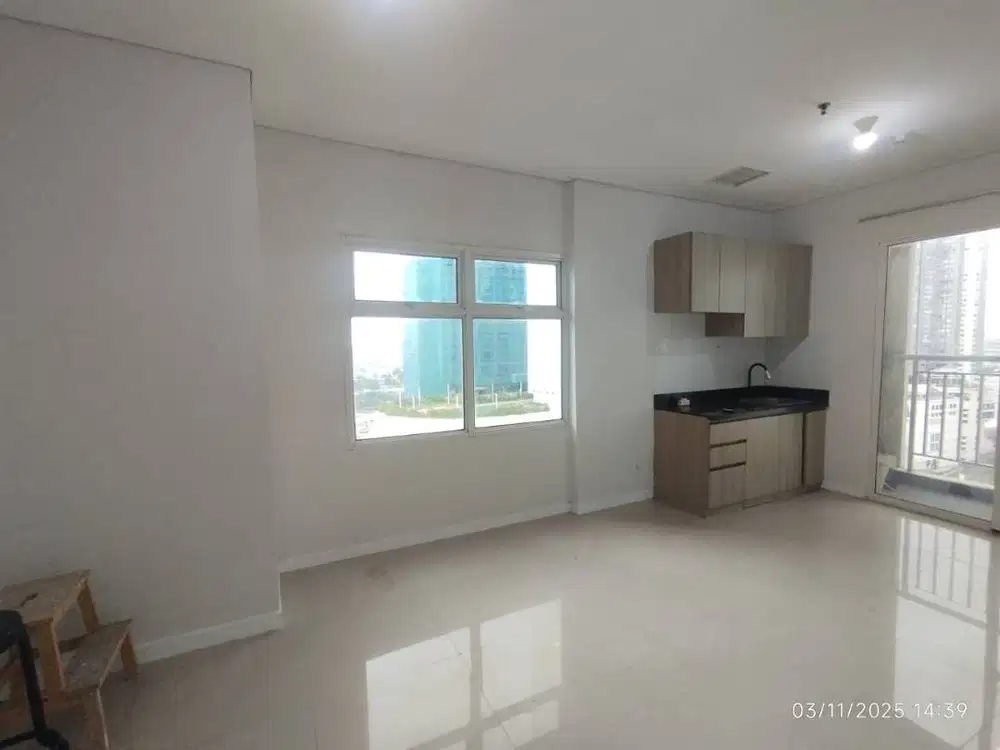 Dijual Murah!! Apartemen 2 BR Non Furnish Di Tanjung Duren