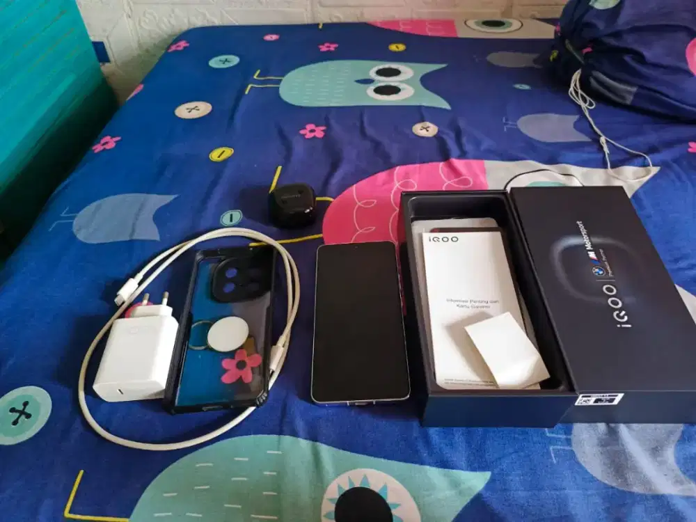 IQOO 13 ,masih garansi 4 bln dn ada garansi ganti HP dr Erafone