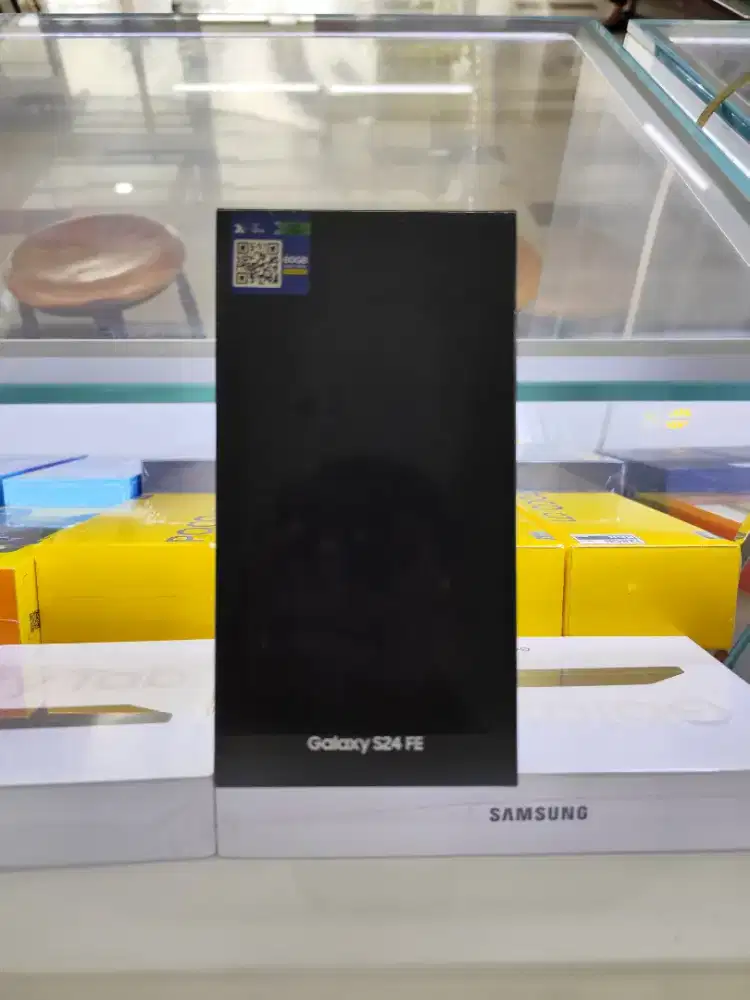 Samsung S24FE 8/256 Baruu!!