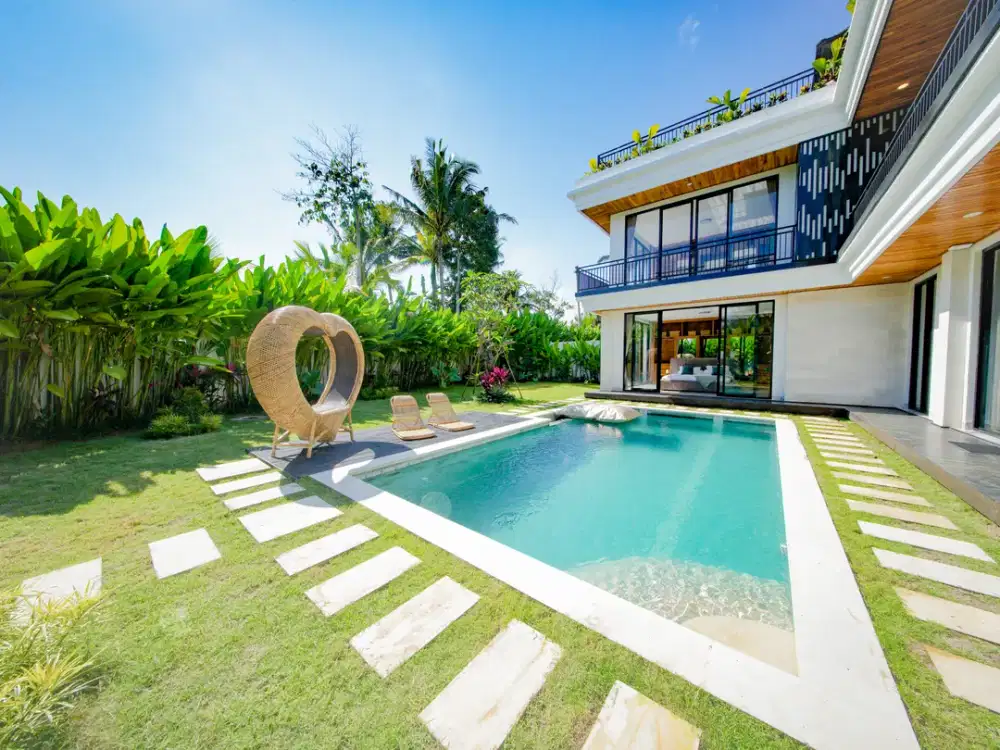 Freehold  - Ubud Hideaway Rooftop Garden Villa with Stunning Mount Agung Views, Bali
