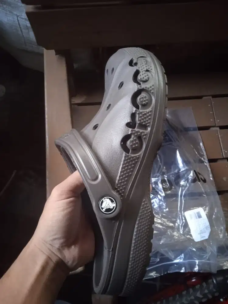 jual sendal crocs original pabrik
