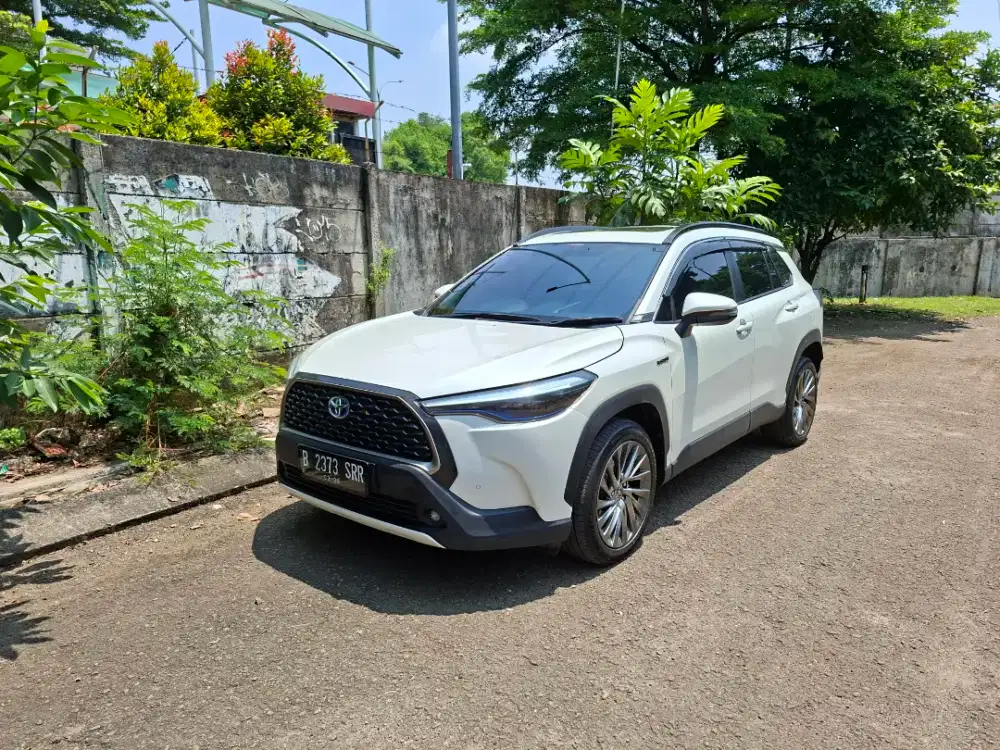 Corolla Cross Hybrid 2021 Putih