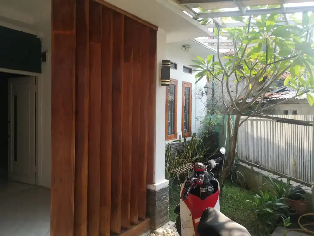 Jual rumah luas besar dan harga terjangkau, BU