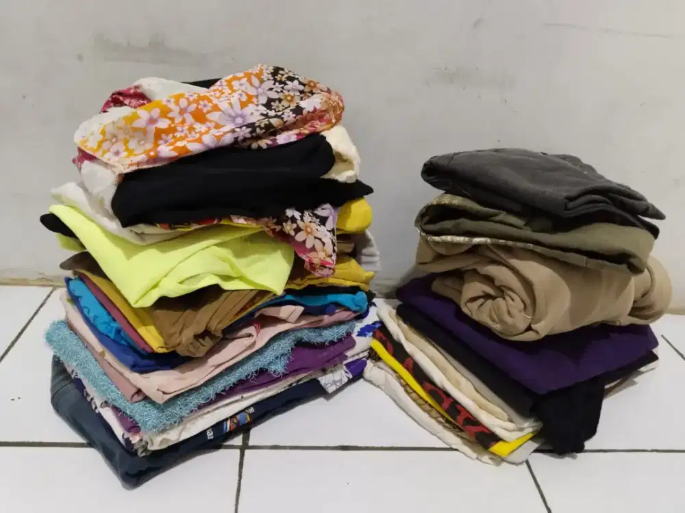 Pakaian bekas ada yg laki dan perempuan