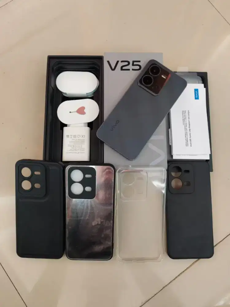 Vivo v25 5G ram 8/256 gb