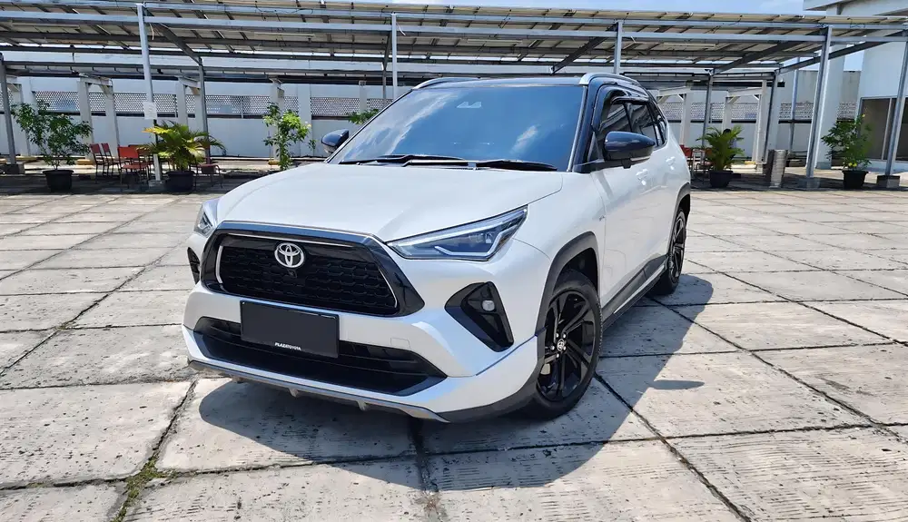 [KM 20 RIbuan] TOYOTA YARIS CROSS GR HYBRID 2024