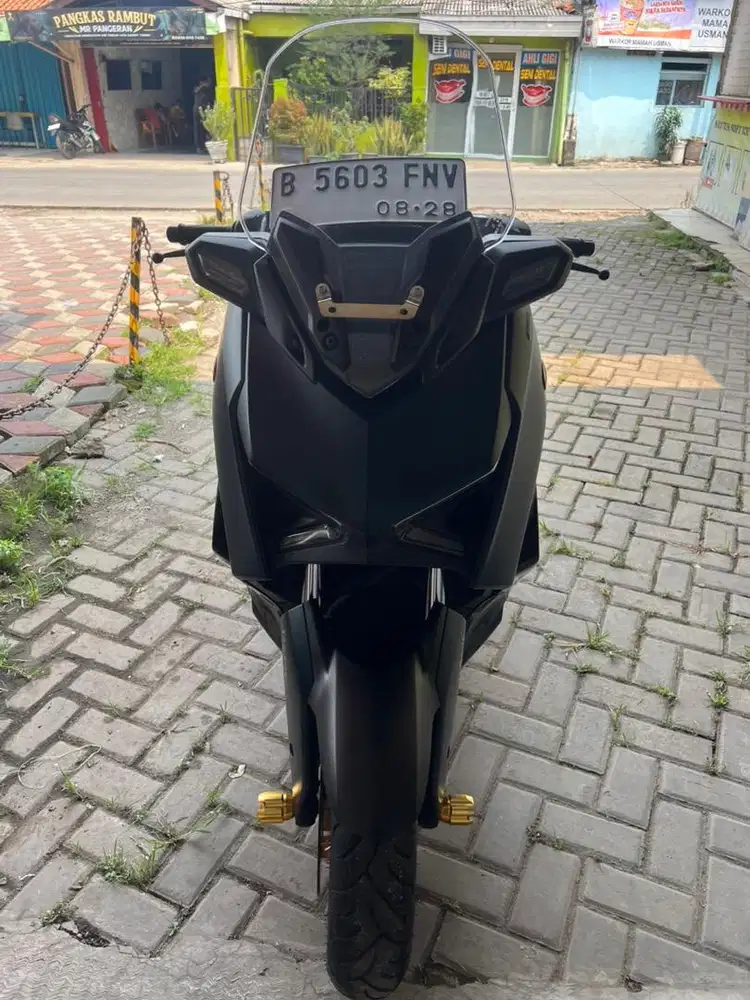 Yamaha xmax connected 2023 hijau