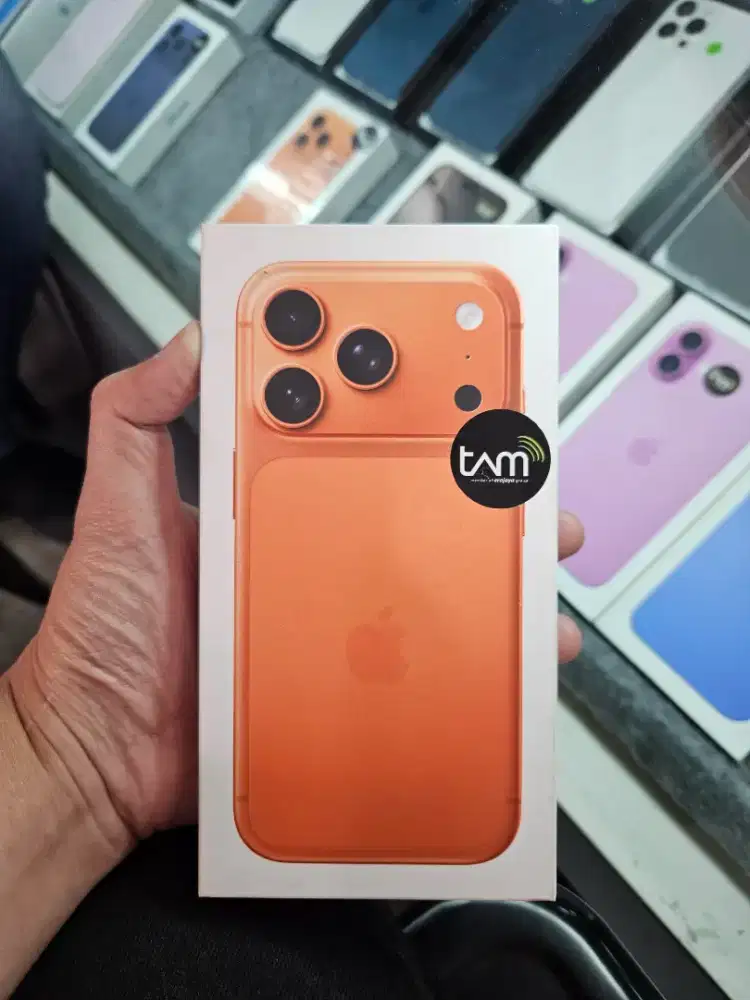 apple iphone 17 pro 256gb cosmic orange