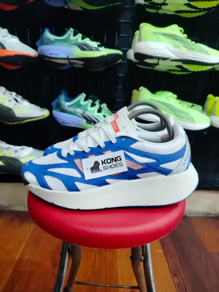 SEPATU ADIZERO ARUKU WHITE BLUE 40
