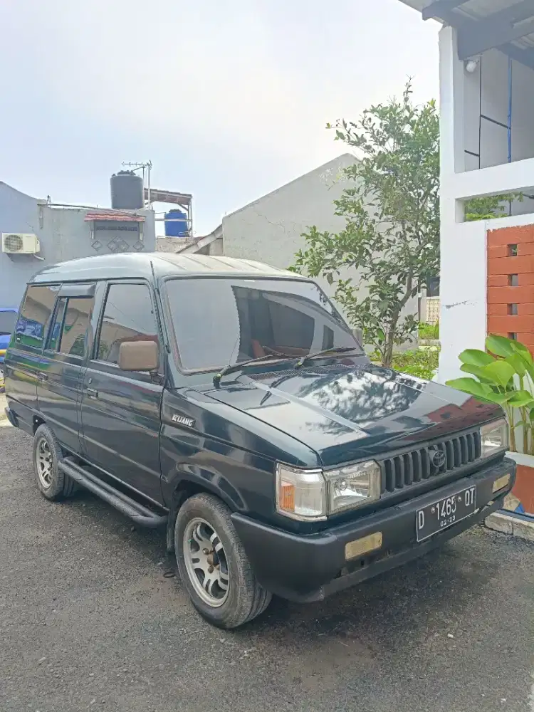 Toyota Kijang Kencana