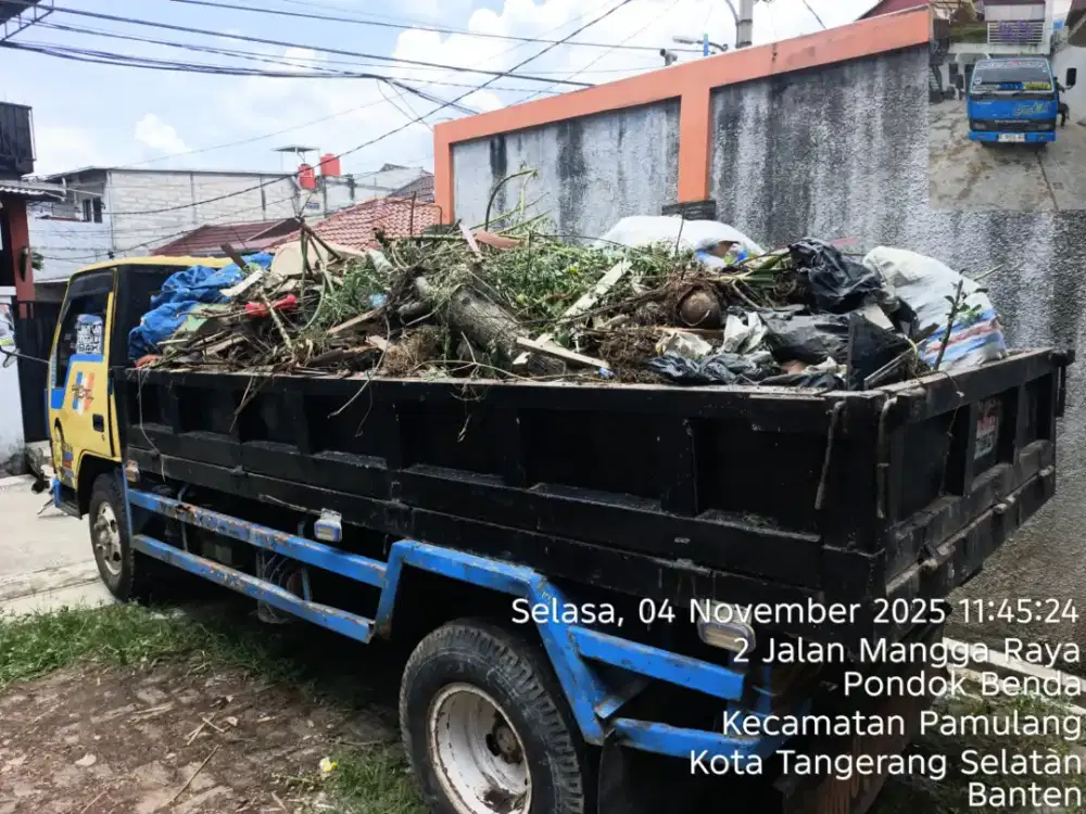 Jasa buang puing dan sampah