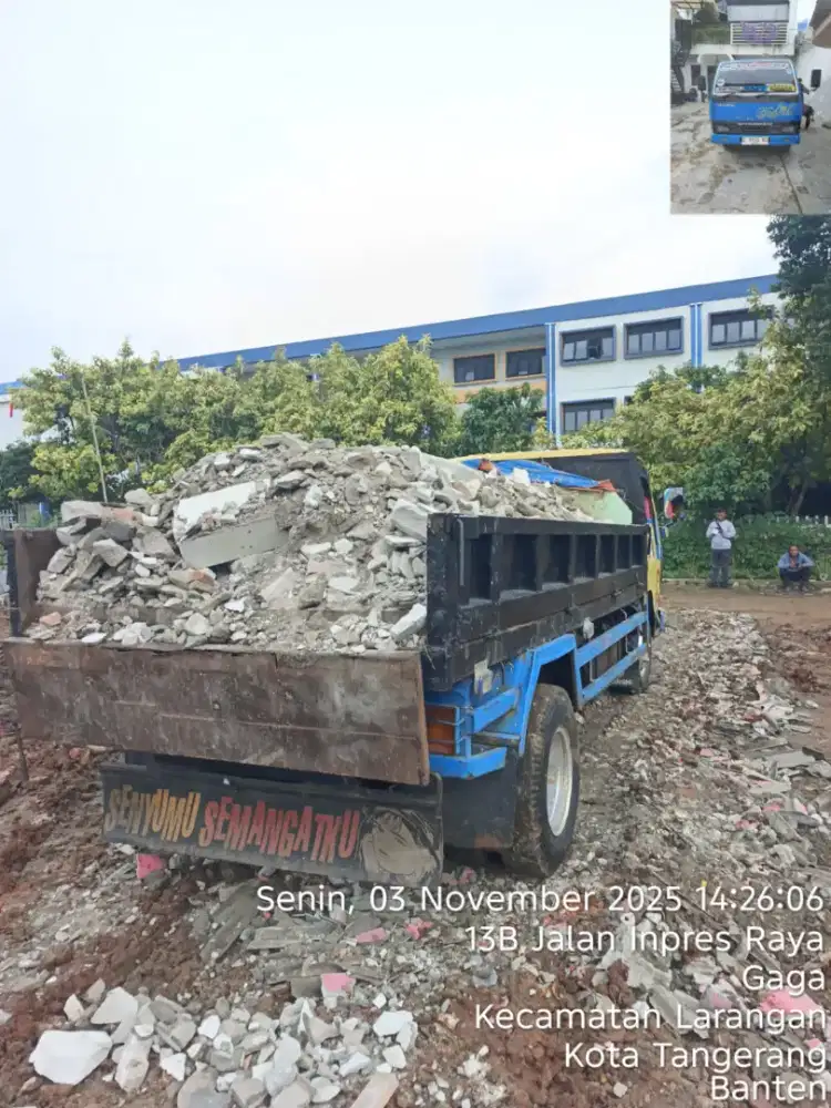 Jasa angkut sampah dan pengurugan puing