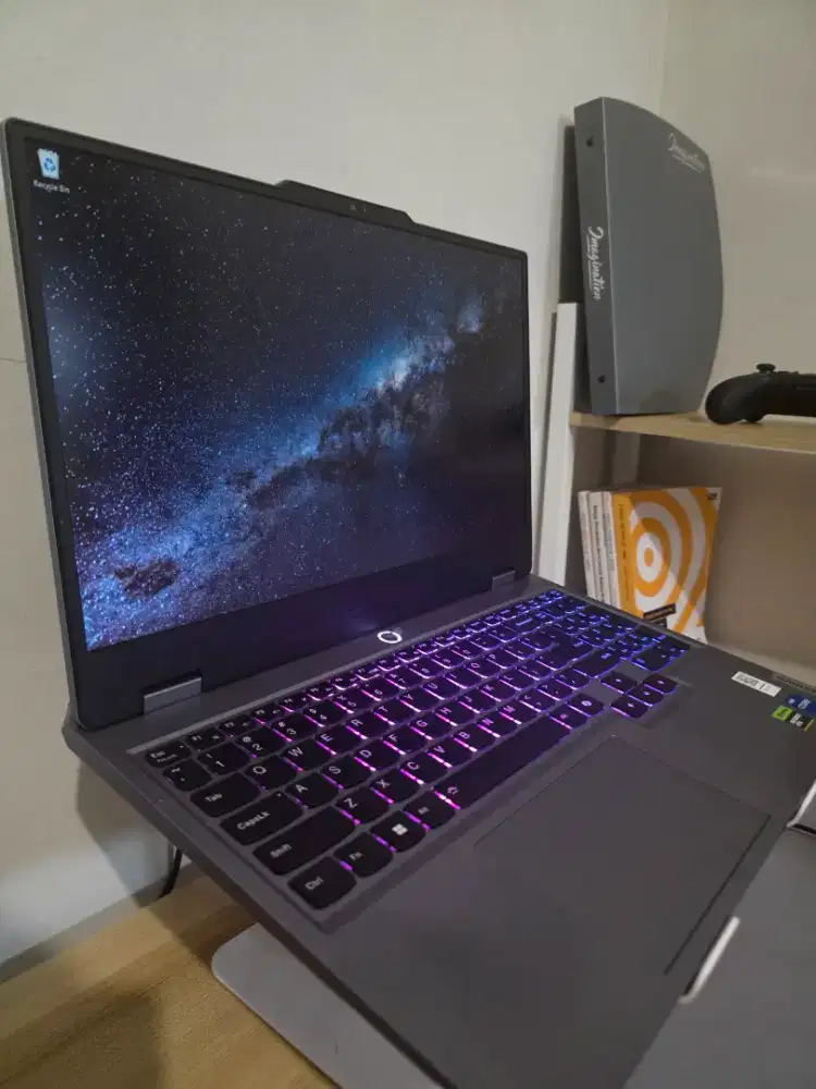 Lenovo LOQ 15IRX9 (RTX 3050, Intel core i5 13th gen)