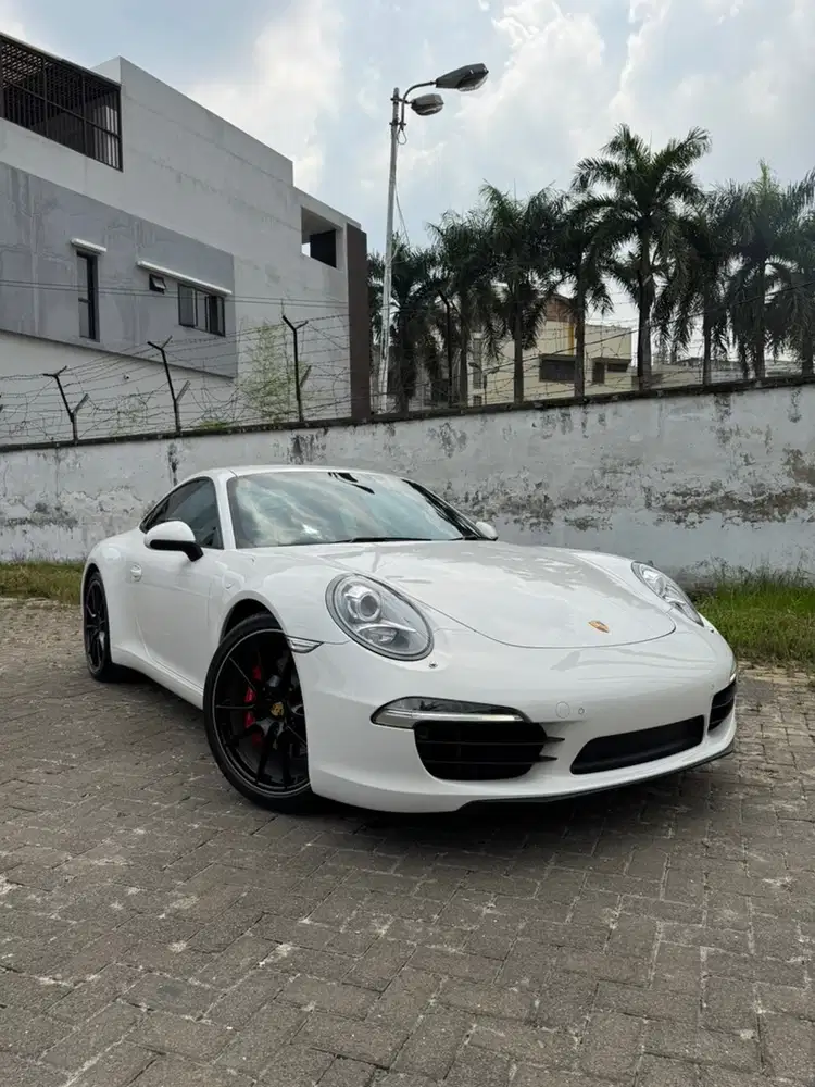 Porsche 911 Carrera S 3.8 2012