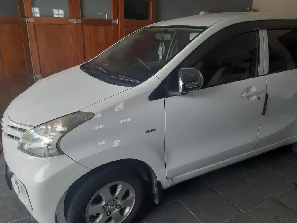 Toyota Avanza 2012 Bensin