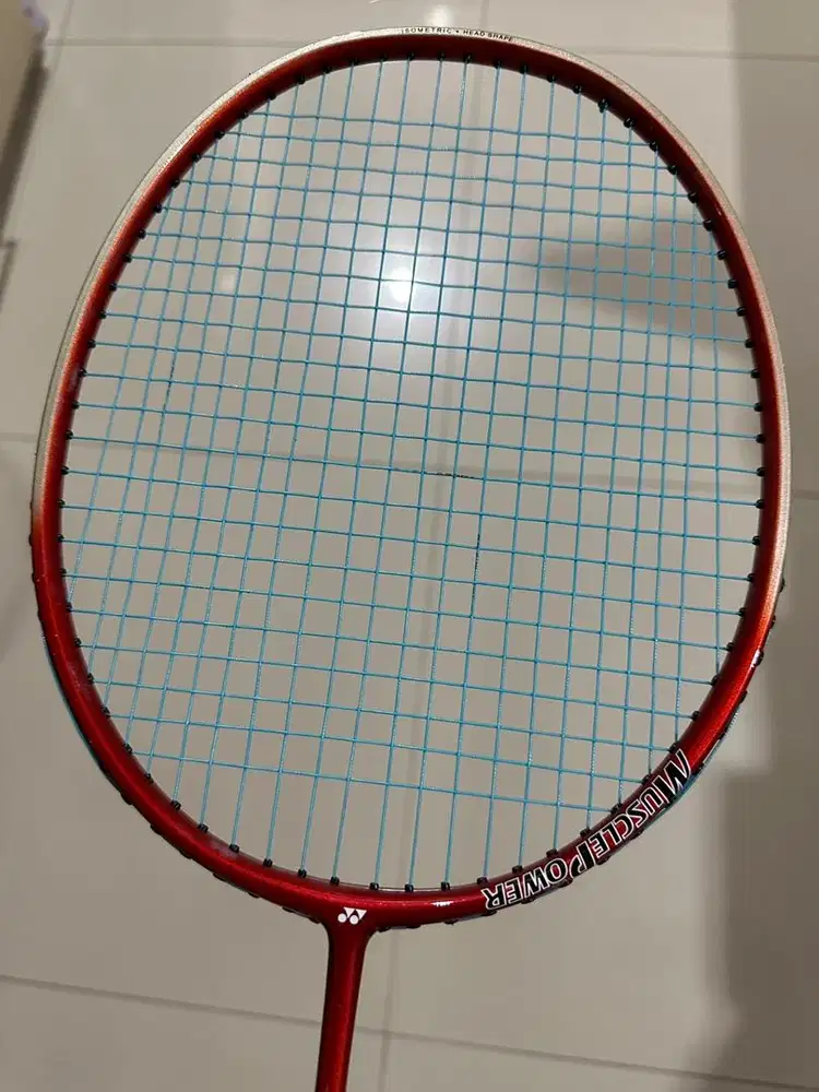 Reket bulu tangkis mrk yones