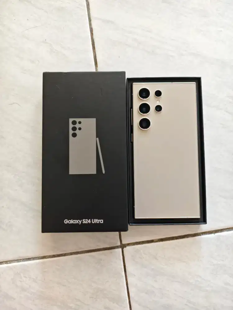 Samsung S24 Ultra 12/256gb juni 2026 sein