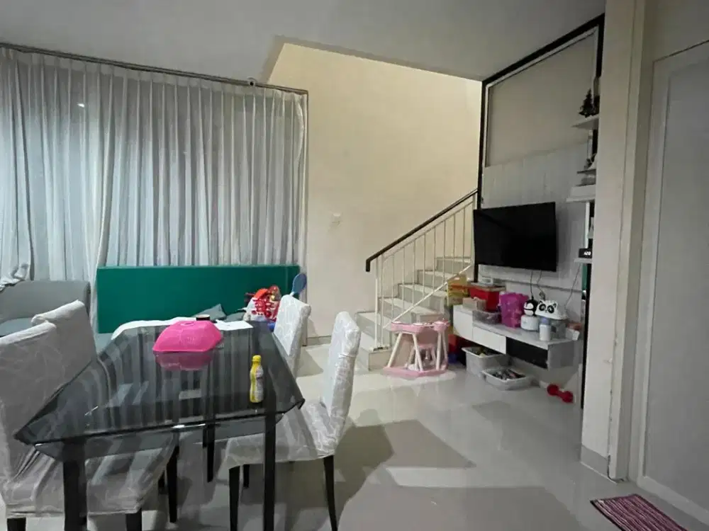 BUTUH CEPAT LAKU! Rumah eastcoast park pakuwon city