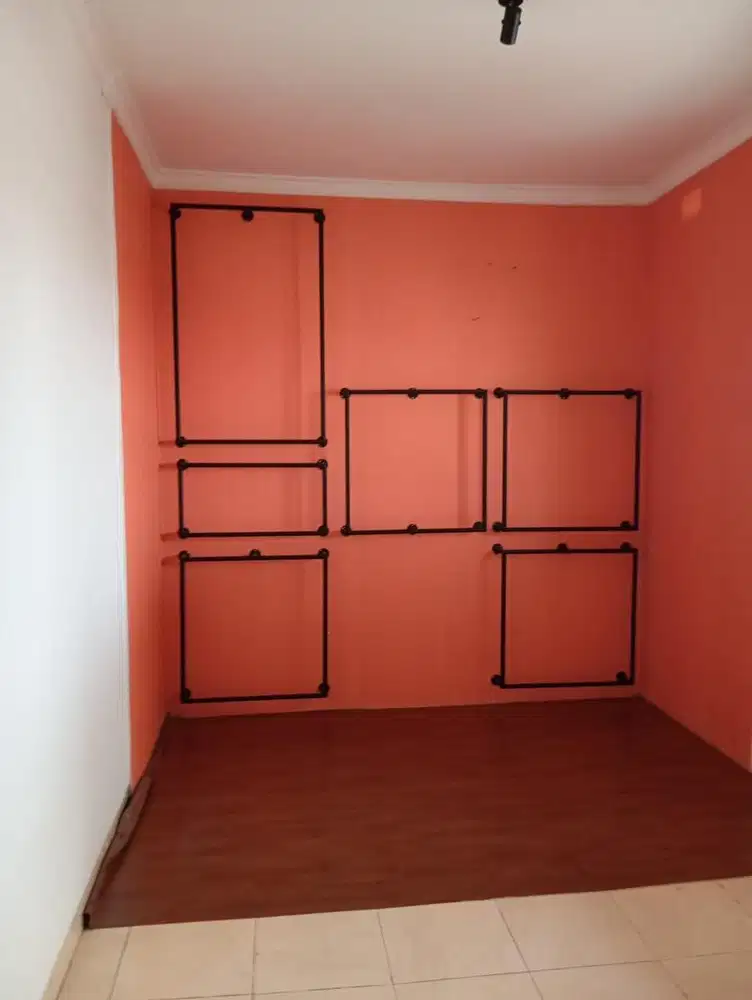 Rak industrial pipa besi tebal untuk ruang live / interior