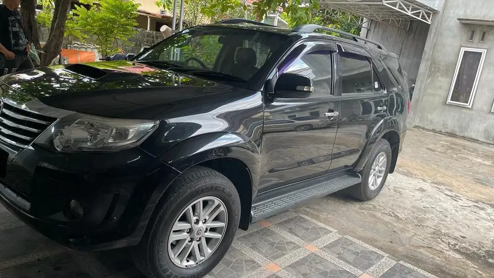 Fortuner vnt 2.5 automatic 2x4