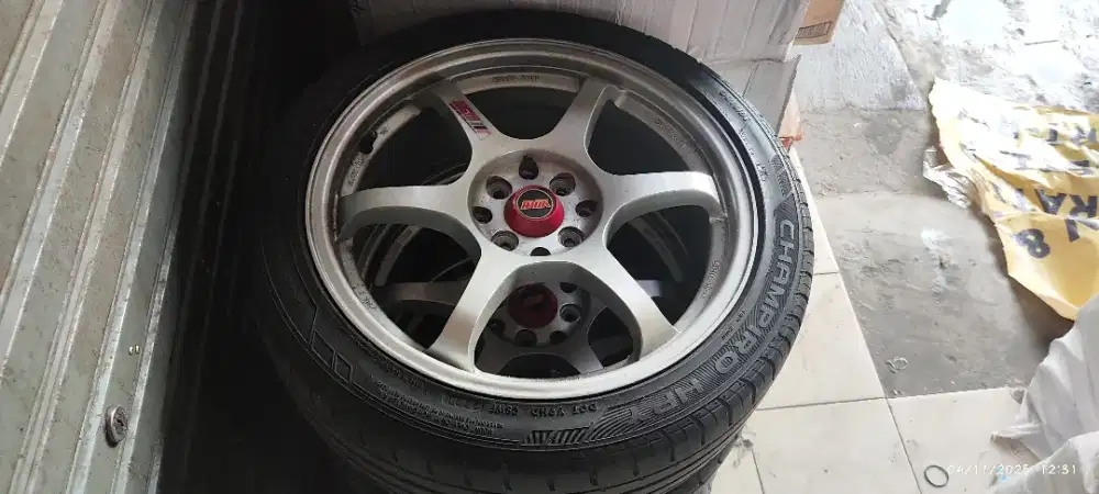 Velg racing R17 ssw