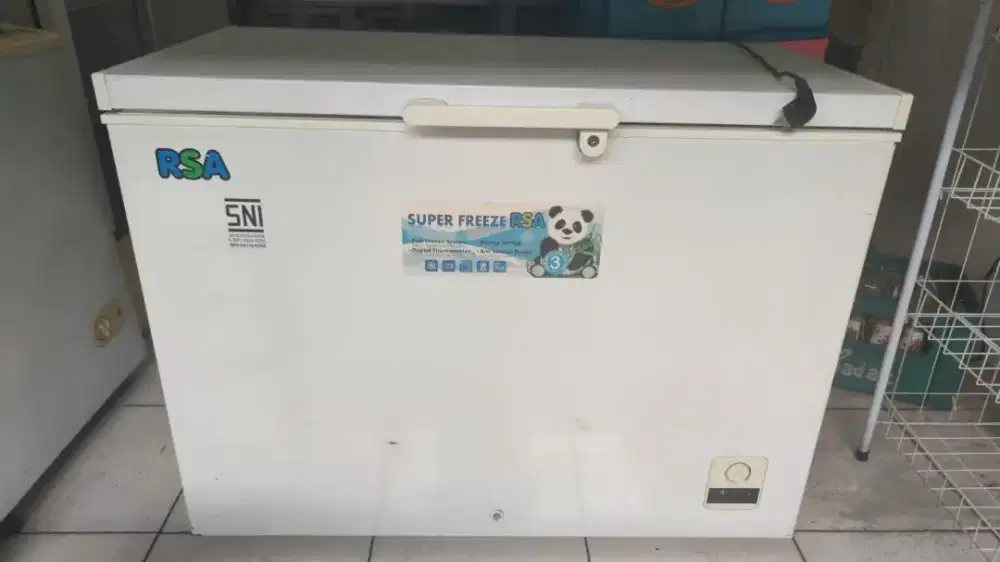 Freezer RSA 310L bekas kios makanan masih bagus