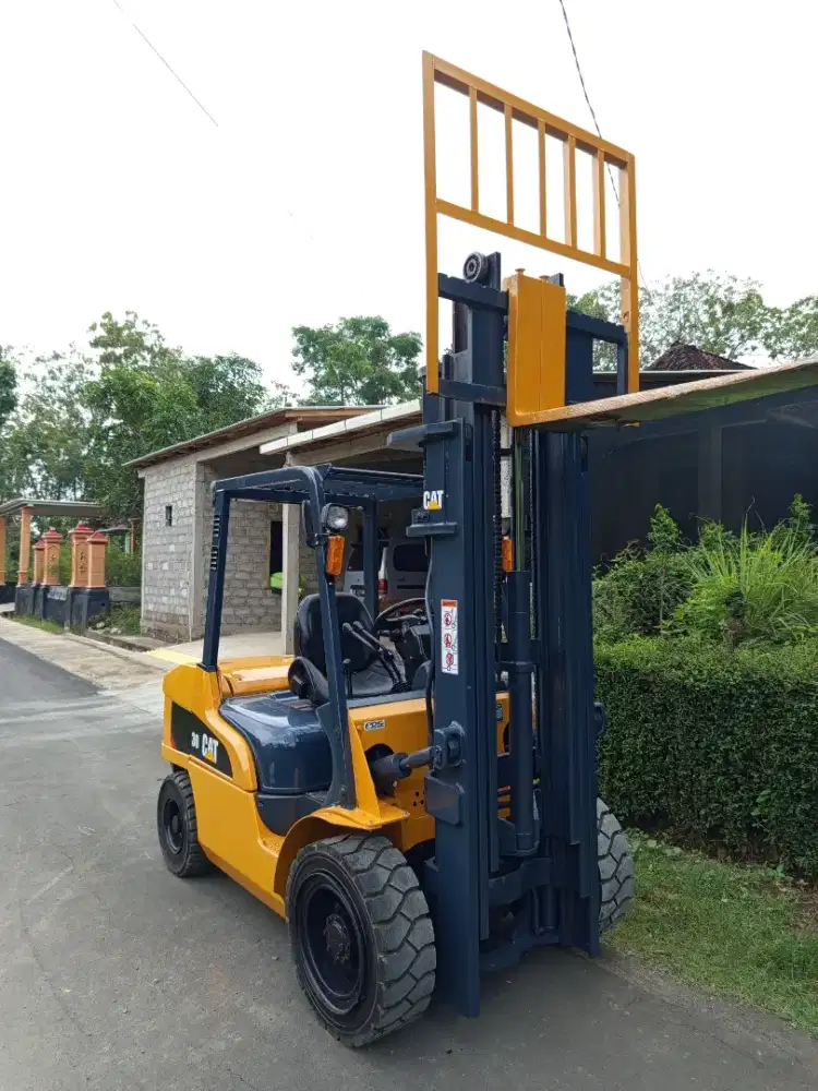 Forklift 3 Ton Three Lift free full Mast 4,7 meter