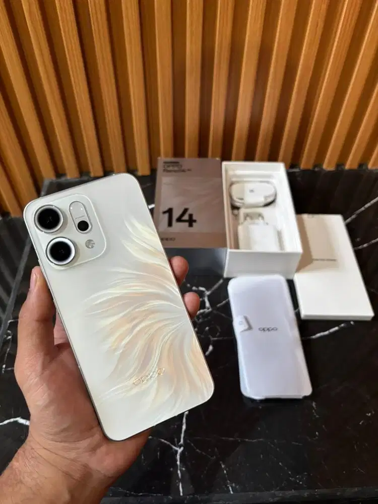 Oppo Reno 14 5G 12/256GB like new