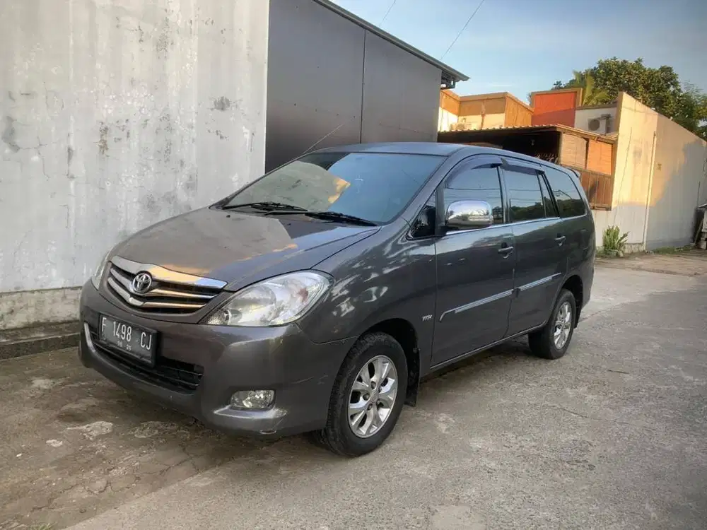 CASH MURAH - Toyota Innova G Matic AT