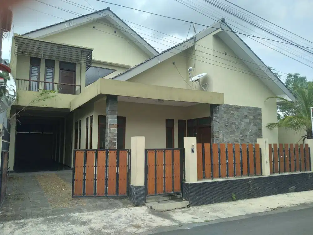 DIjual Rumah Mewah berkualitas lantai 2