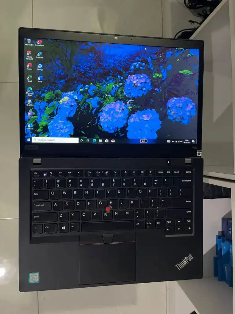 LENOVO THINKPAD T490