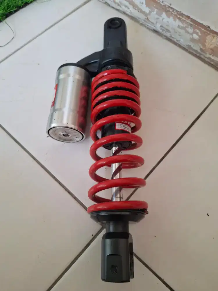 Shock RCB Premium black tabung silver uk 33 cm buat vario, mio