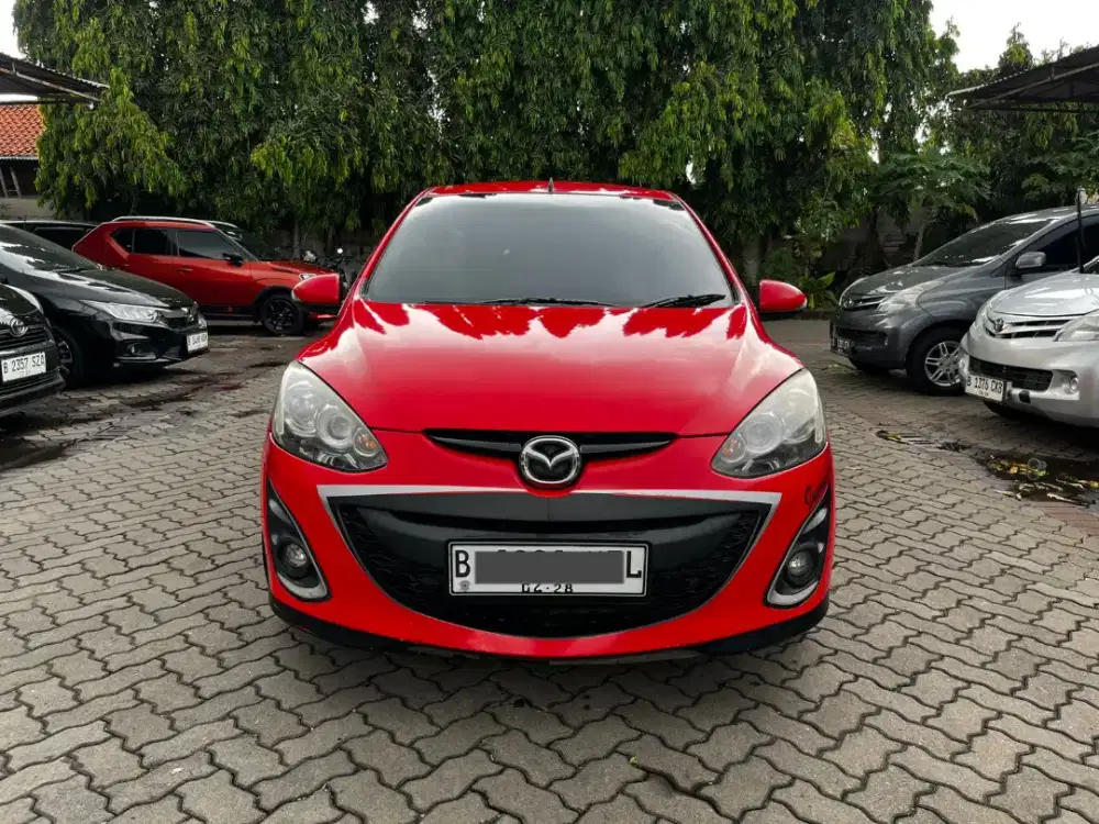 DP 5JT MAZDA 2 R HB AT 2012 UPGRADE RZ RARE !!