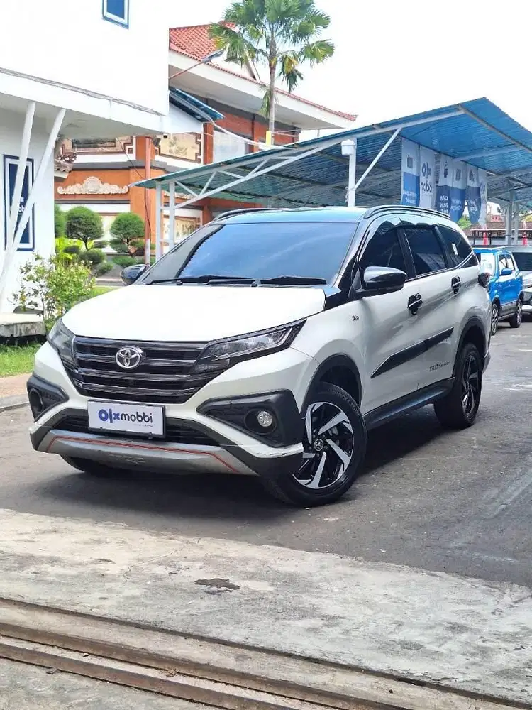 Like New - Toyota Rush 1.5 S Bensin AT 2020 Putih