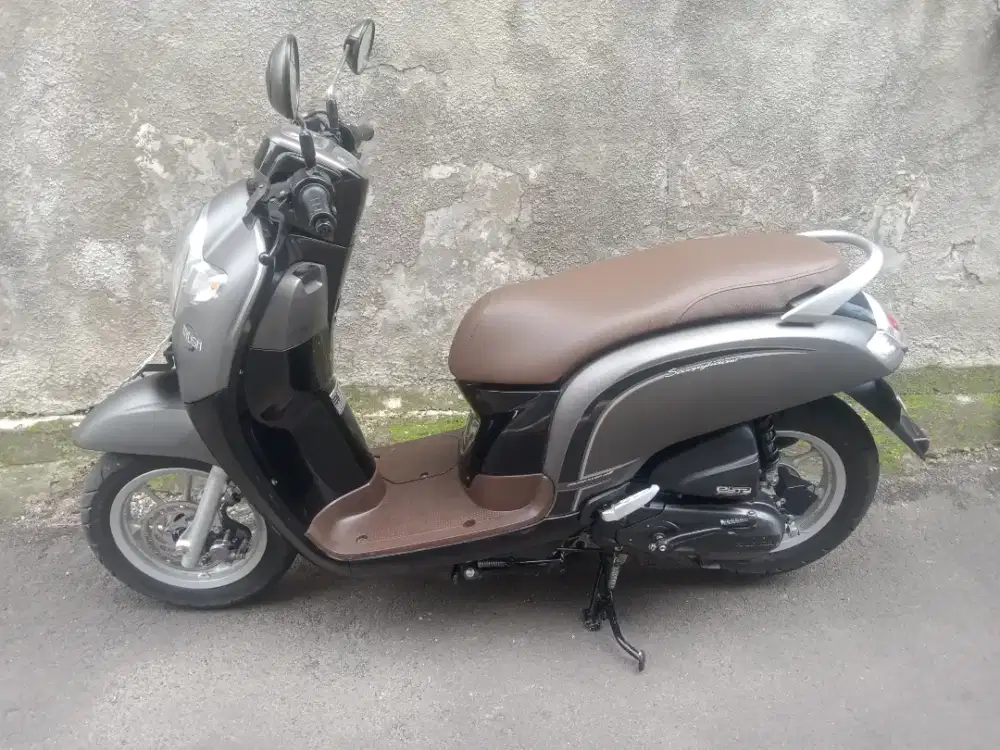 JUAL Cepat Honda Scoopy FI Stylish 2017, SUPER MULUSSS FULL ORI..