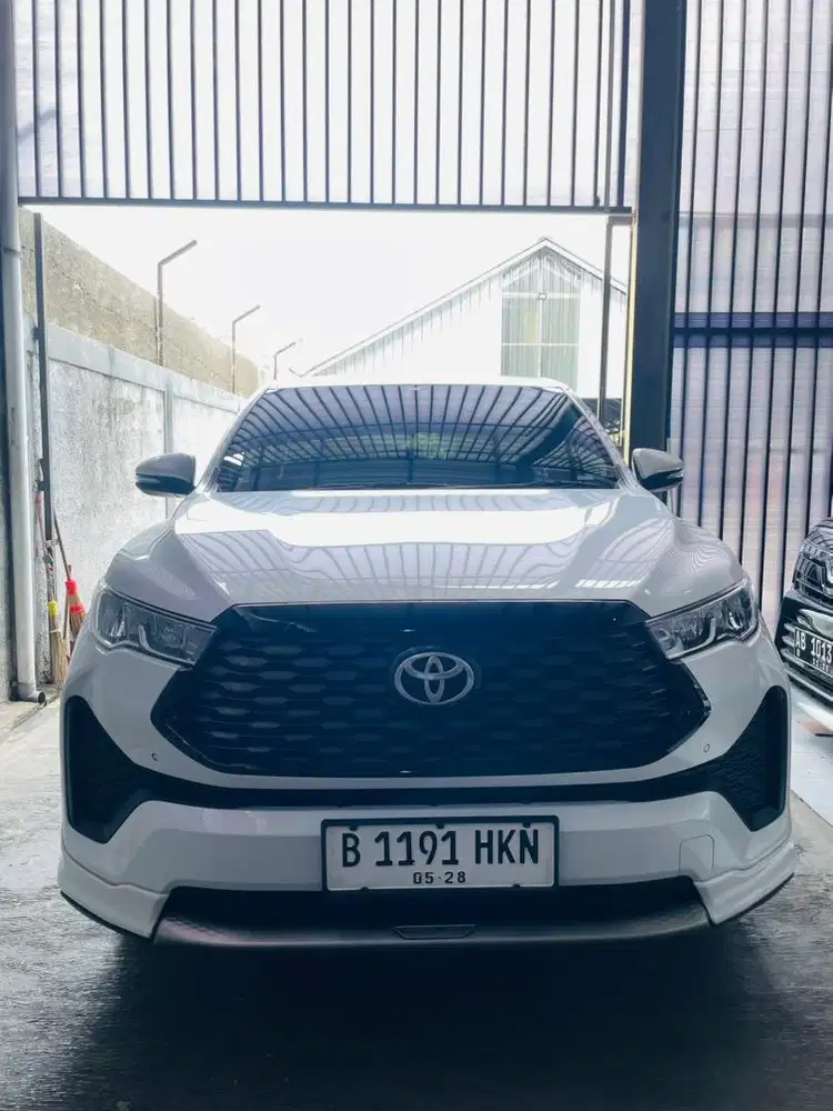 Innova Zenix 2.0 V Matic 2022 istimewa low km