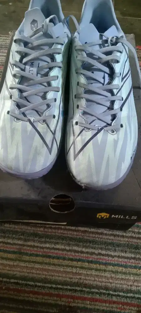 Sepatu futsal second ,150 RB,size 40