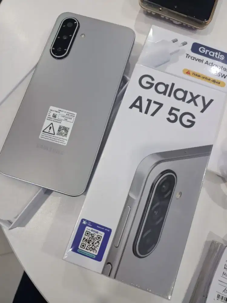 Ready A17 5G 8+8/256 GB Free Adaptor 25 Wat