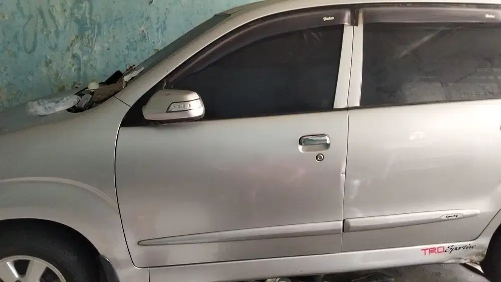 Daihatsu Xenia 2006 Bensin