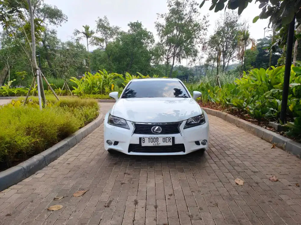 Lexus GS 250 sunroof km 57 ribu putih full spek terawat full record