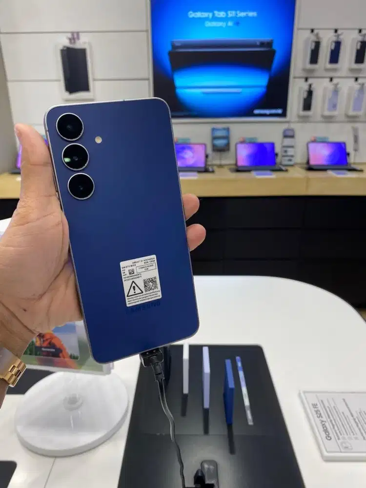 new galaxy samsung s25FE free upgrade memori