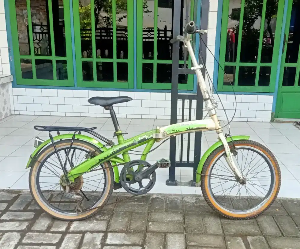 Sepeda lipat phoenix uk 20