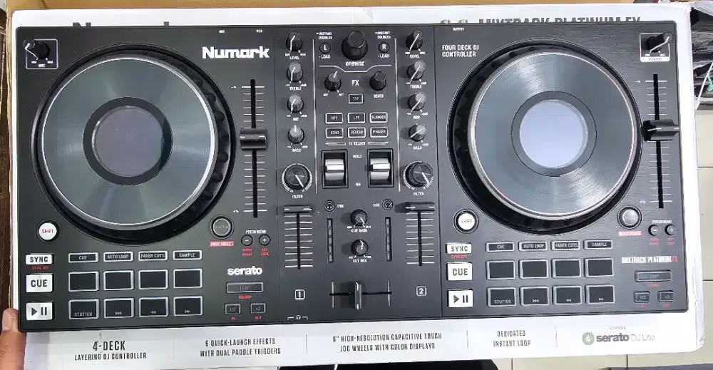 Numark mixtrack platinum fx