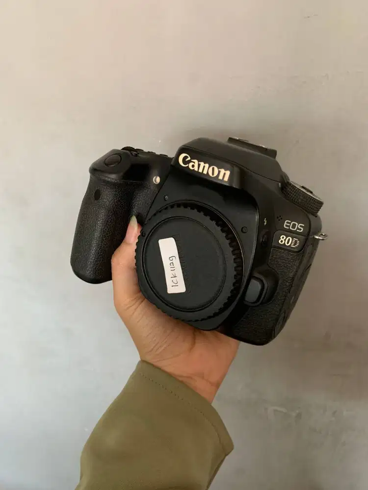 KAMERA CANON 80D BODY ONLY
