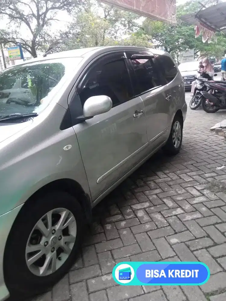 Nissan Livina 2013 Bensin