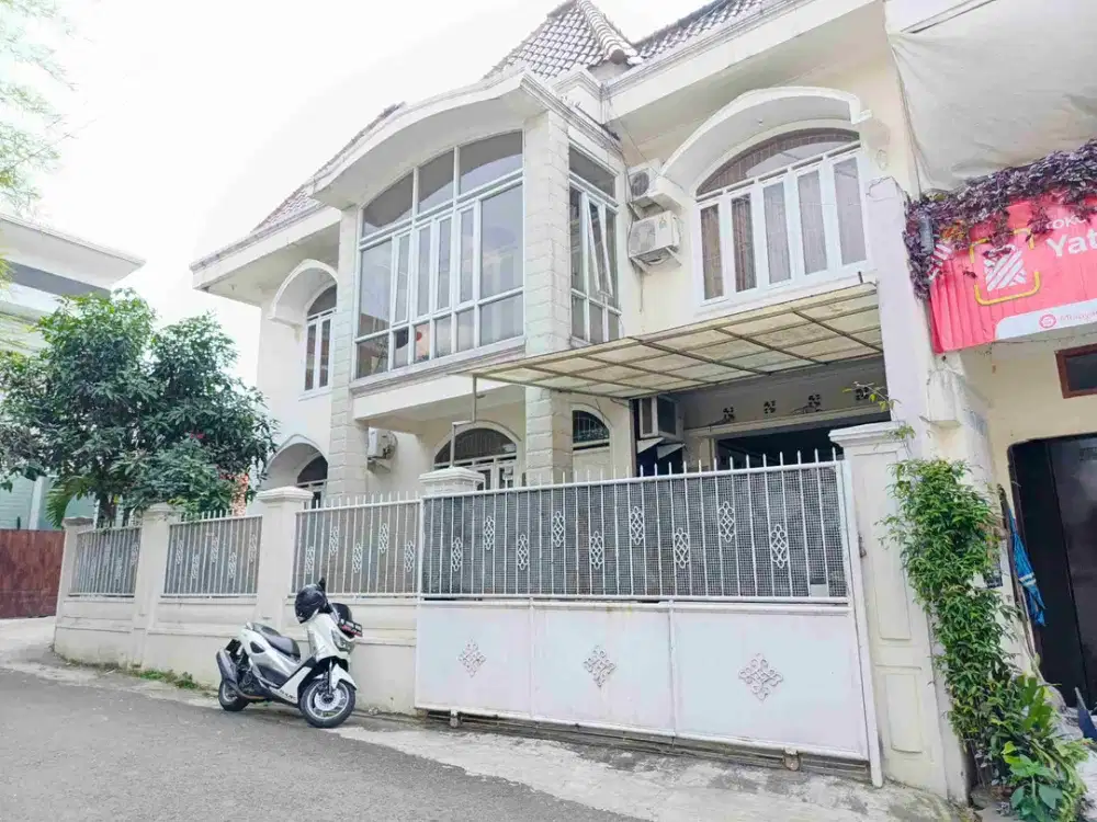 rumah megah strategis lokasi emas kumala garden, pasteur, nego