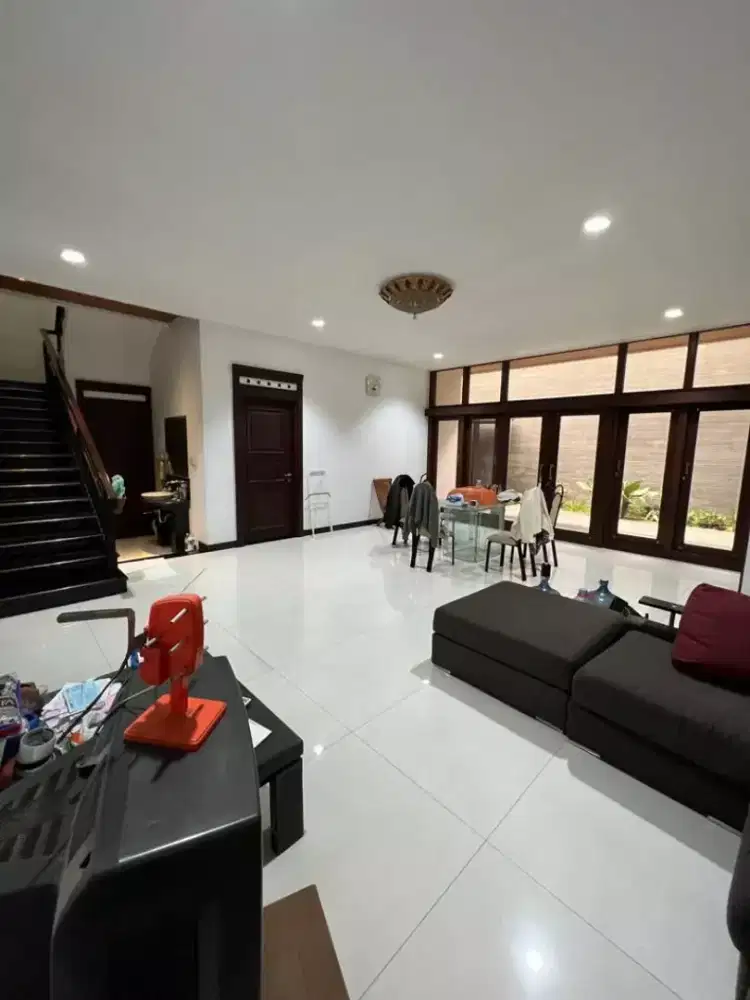 RUMAH MINIMALIS DI BATUNUNGGAL BANDUNG DEKAT TOL PASTEUR