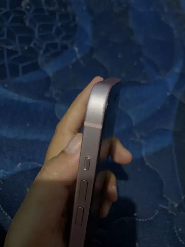 Iphone 15 128 pink msh garansi