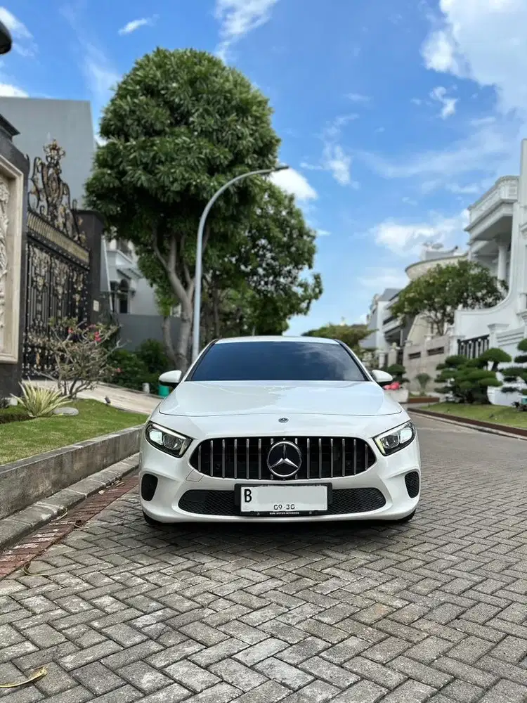Mercedes Benz A200 2024 Harga Cash Jual BU masih garansi resmi